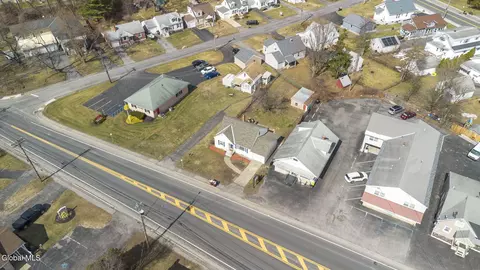 View/Area - 1815 Curry Rd, Schenectady, NY 12306 photo 3 of 6