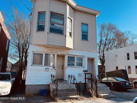 619 3rd St, Albany, NY 12206