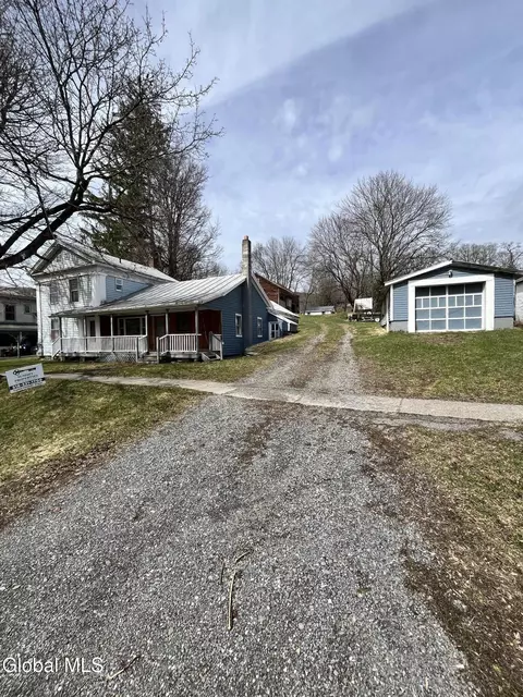 79 Main St, East Worcester, NY 12064