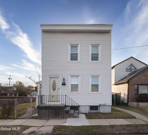 1601 8th Ave, Watervliet, NY 12189
