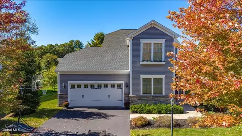 25 Cider Mill Way, Saratoga Springs, NY 12866