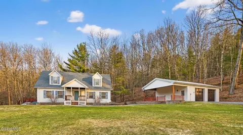 533 Glimmerglen Rd, Cooperstown, NY 13326