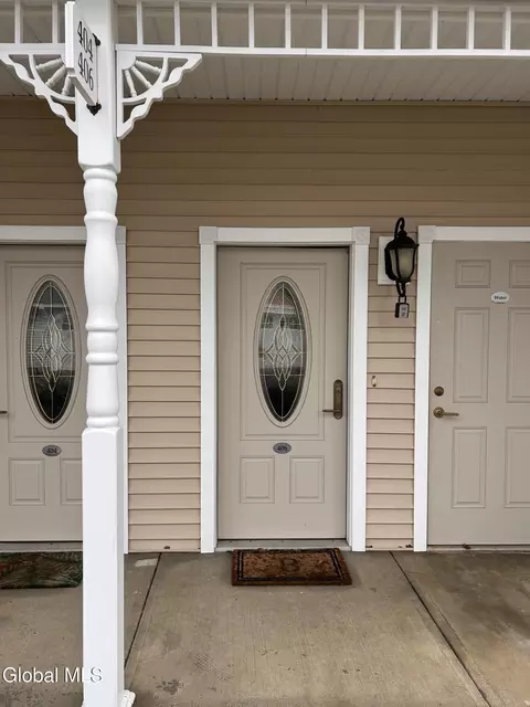 406 Kelly Cir, Altamont, NY 12009