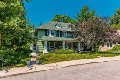 133 Main St, Saranac Lake, NY 12983