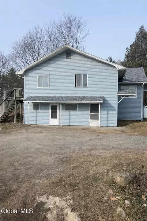 1276 Ridge Rd, Broadalbin, NY 12025
