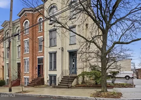 74 Philip St, Albany, NY 12202