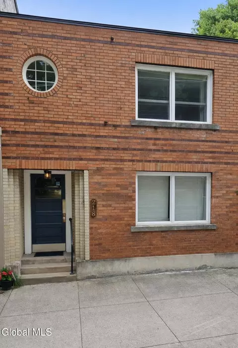 218 Main St, Oriskany Falls, NY 13425