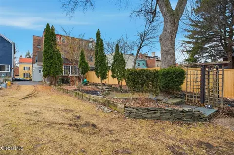 Exterior - 109 Front St, Schenectady, NY 12305 photo 4 of 5