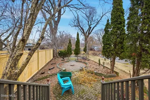 Exterior - 109 Front St, Schenectady, NY 12305 photo 5 of 5