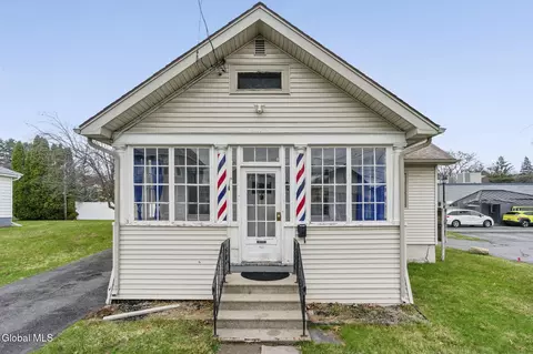 105 Arcadia Ave, Albany, NY 12203