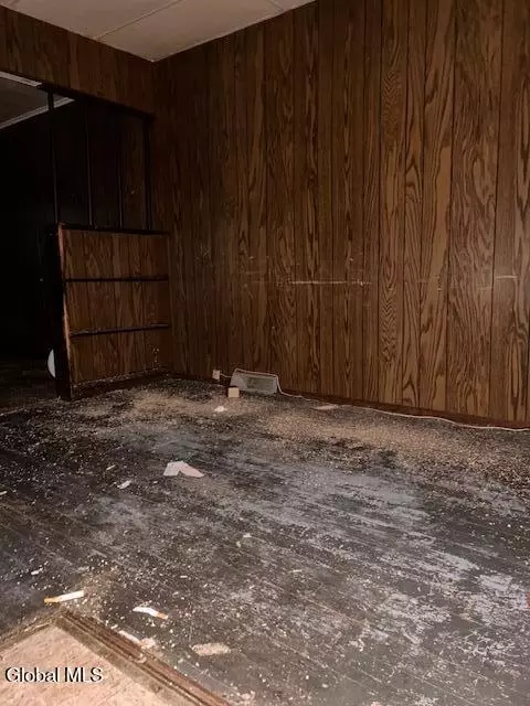 1002 Davis Ter, Schenectady, NY 12303 photo 5