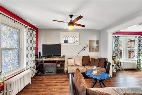 Living - 1075 Keyes Ave, Schenectady, NY 12309 photo 2 of 8