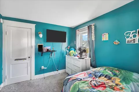 Bedroom - 1075 Keyes Ave, Schenectady, NY 12309 photo 6 of 6