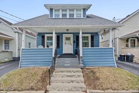 1053 Garner Ave, Schenectady, NY 12309