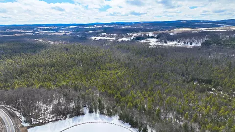 5 Swamp Road, Morrisville, NY 13408