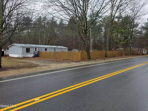 141 Heath Rd, Corinth, NY 12822