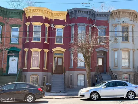 370 Clinton Ave, Albany, NY 12206