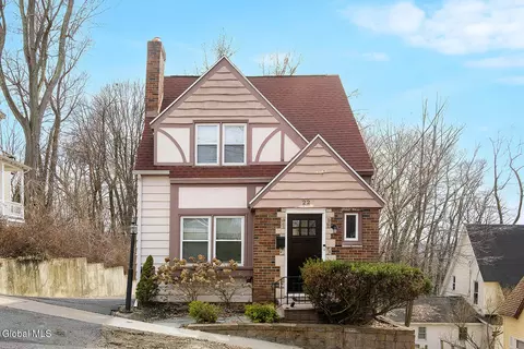 22 Frear Ave, Troy, NY 12180