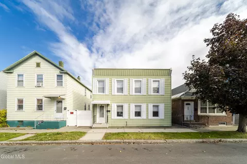 2316 4th Ave, Watervliet, NY 12189