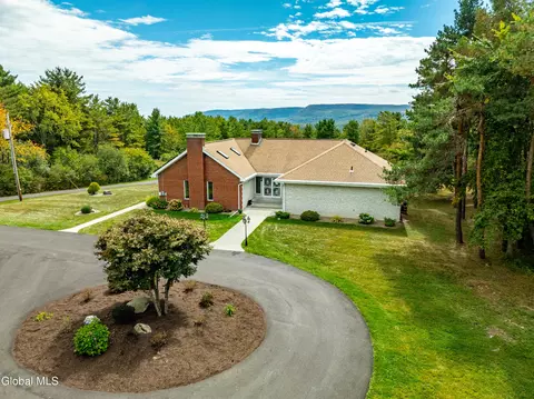 364 Settles Hill Rd, Altamont, NY 12009