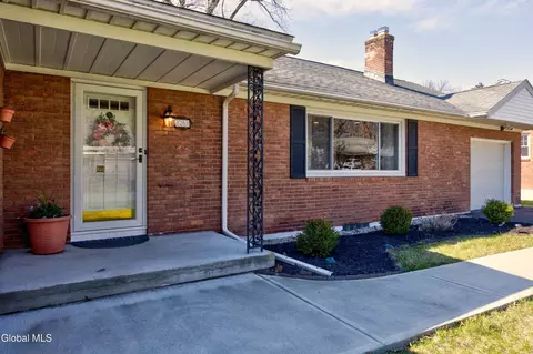 1265 Lexington Ave, Schenectady, NY 12309
