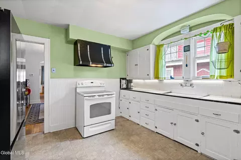Kitchen - 222 Edward St, Schenectady, NY 12304 photo 1 of 4