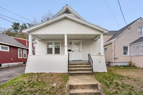 222 Edward St, Schenectady, NY 12304