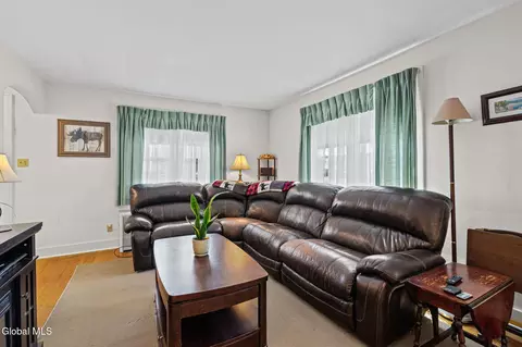 Living - 222 Edward St, Schenectady, NY 12304 photo 2 of 3