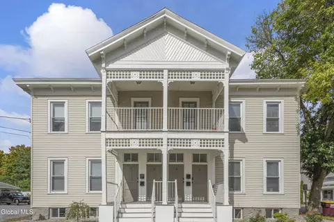 1 Oak St, Saratoga Springs, NY 12866