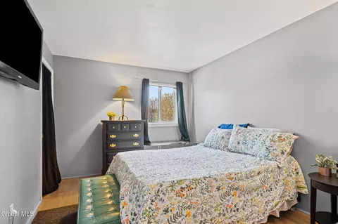 Bedroom - 1229 Coplon Ave, Schenectady, NY 12309 photo 3 of 3