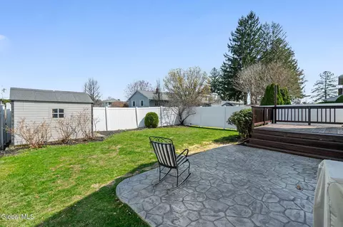 Exterior - 1229 Coplon Ave, Schenectady, NY 12309 photo 3 of 4