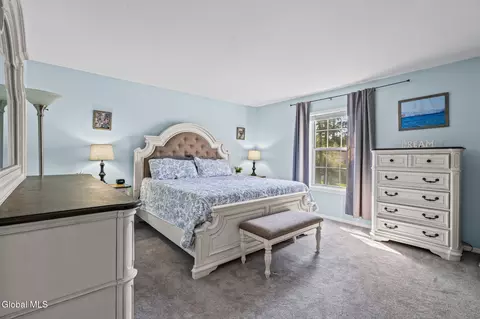 Bedroom - 1229 Coplon Ave, Schenectady, NY 12309 photo 1 of 3