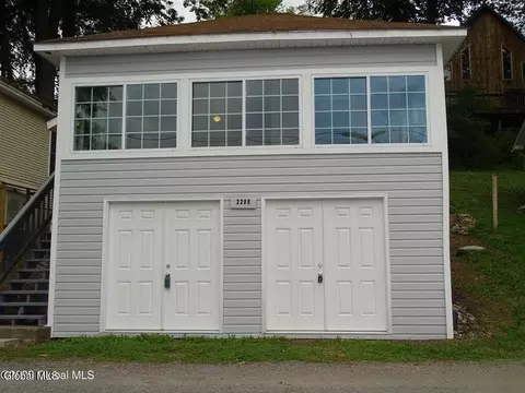 Exterior - 2255 Oaks Rd, Argyle, NY 12809 photo 1 of 10