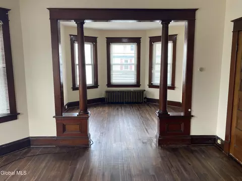 Living - 972-974 Main Ave, Schenectady, NY 12303 photo 5 of 6