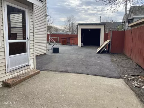 Exterior - 972-974 Main Ave, Schenectady, NY 12303 photo 4 of 9