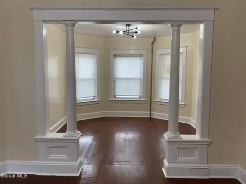 Living - 972-974 Main Ave, Schenectady, NY 12303 photo 2 of 6