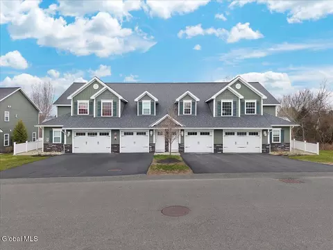 38 Kasey Pass, Ballston Spa, NY 12020