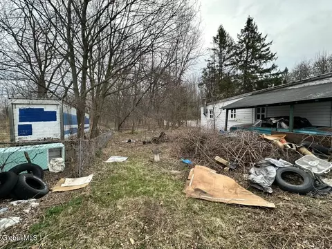 Exterior - 382 Ballston Rd, Glenville, NY 12302 photo 3 of 8