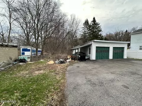 Exterior - 382 Ballston Rd, Glenville, NY 12302 photo 4 of 8