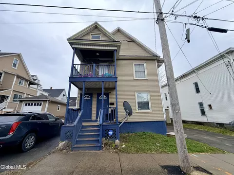 29 Wilson Ave, Amsterdam, NY 12010