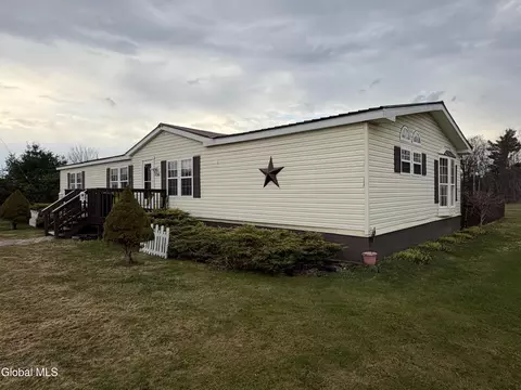 730 New Turnpike Rd, Fort Plain, NY 13339