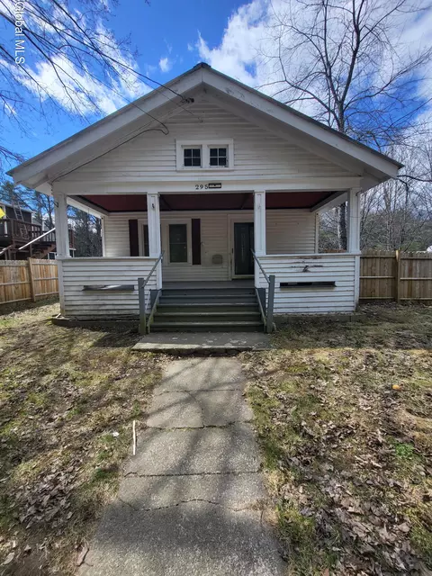 295 Old Corinth Rd, Hadley, NY 12835