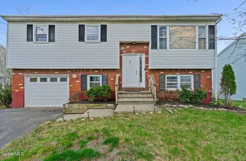 35 Start Ave, Rensselaer, NY 12144