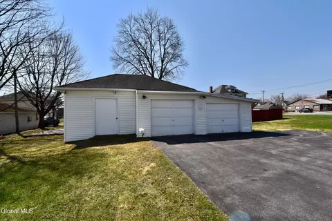 Exterior - 2 E Decker St, Johnstown, NY 12095 photo 5 of 8