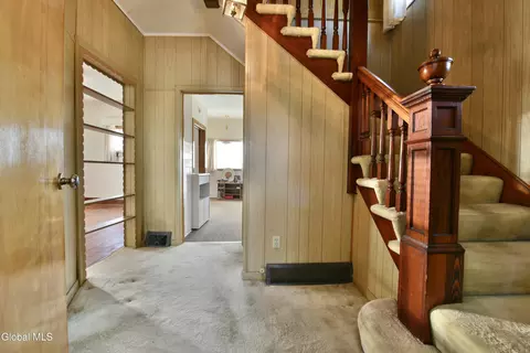 Entry Way - 2 E Decker St, Johnstown, NY 12095 photo 1 of 4