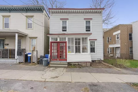40 Cortland Pl, Albany, NY 12203