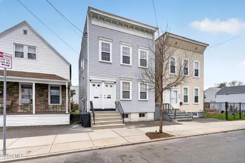 456 Bradford St, Albany, NY 12206