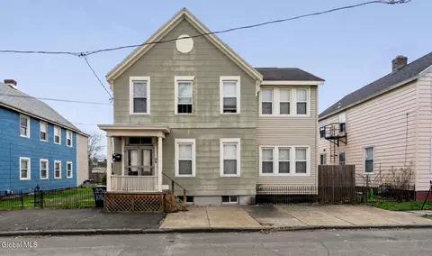 20 108th St, Troy, NY 12182