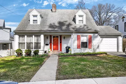 59 3rd Ave, Canajoharie, NY 13317
