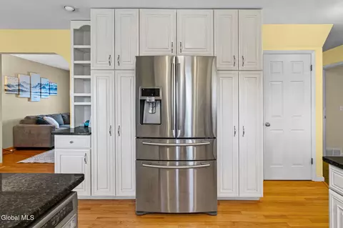 Kitchen - 61 Jefferson Rd, Glenmont, NY 12077 photo 3 of 4